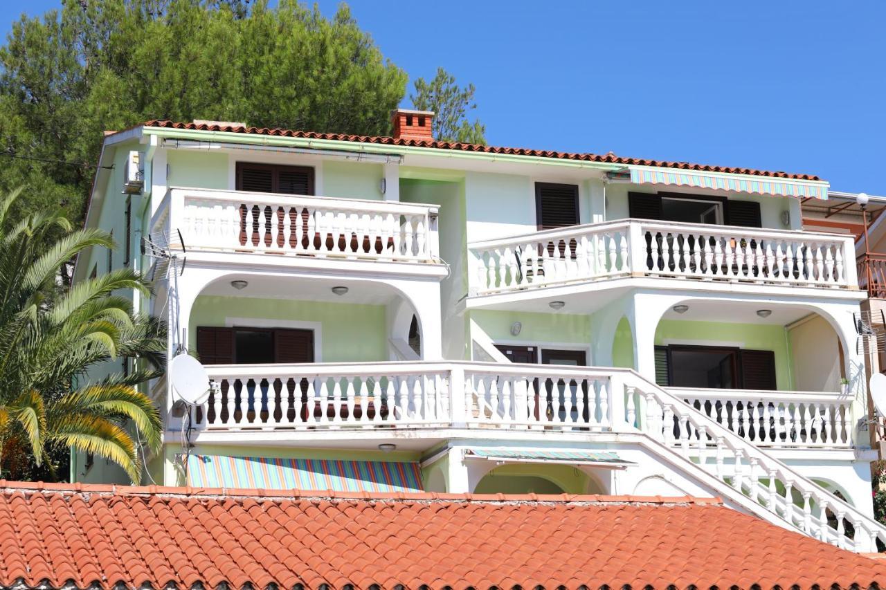 Greenhouse Family Apartments Rabac Ngoại thất bức ảnh