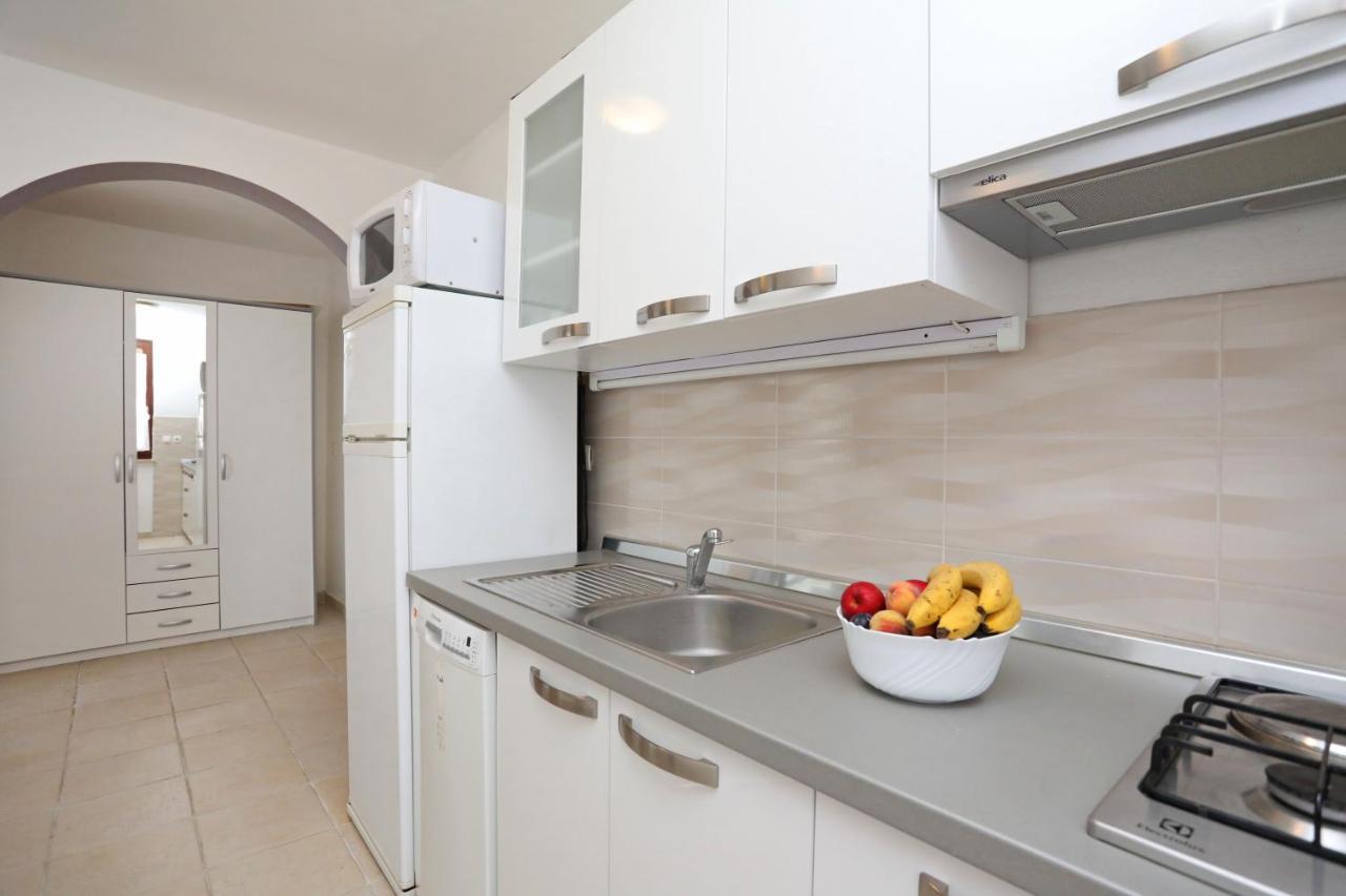 Greenhouse Family Apartments Rabac Ngoại thất bức ảnh