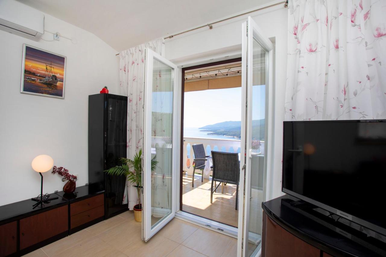 Greenhouse Family Apartments Rabac Ngoại thất bức ảnh